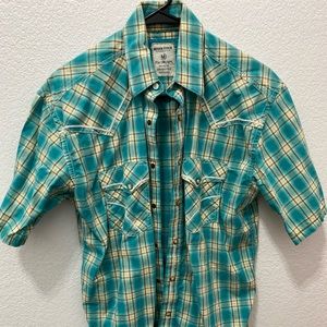 Large rough stock button down